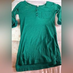Green tighter tee